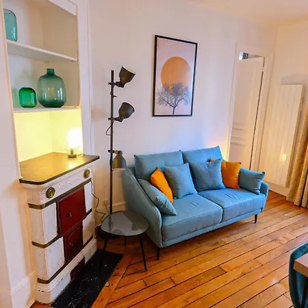 Appartamento Lighting At 30 Meters From The Place Des Vosges Parigi